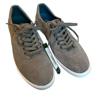 NWT SeaVees Perforated Suede Hermosa Sneakers Size 9